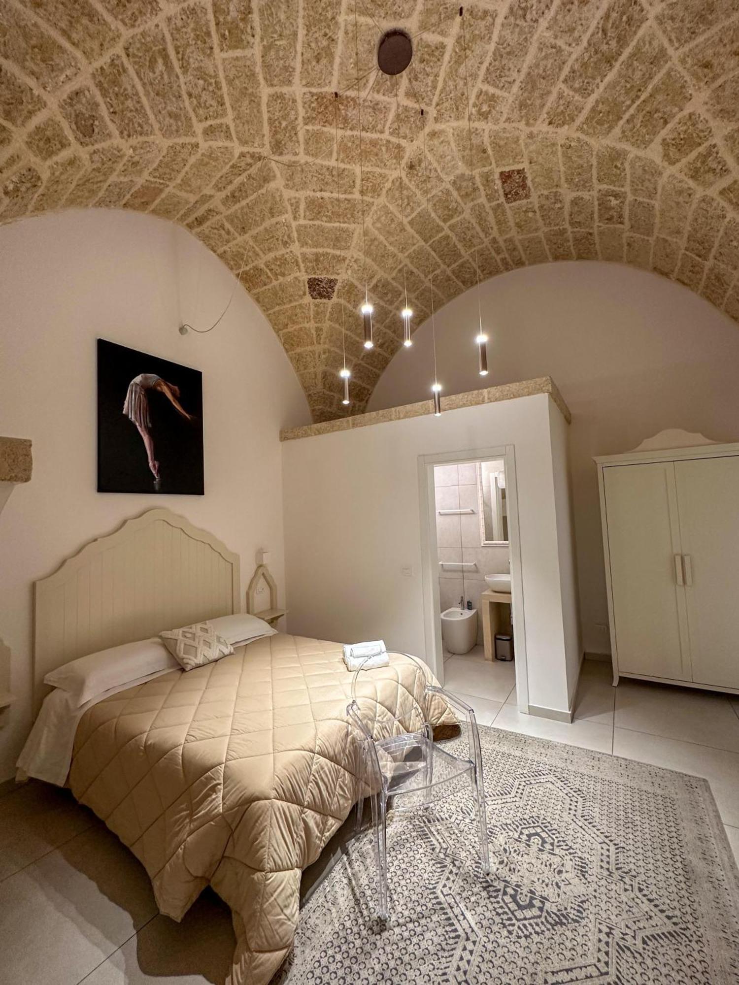 Palazzo Alma Luxury Rooms คาซาราโน ภายนอก รูปภาพ