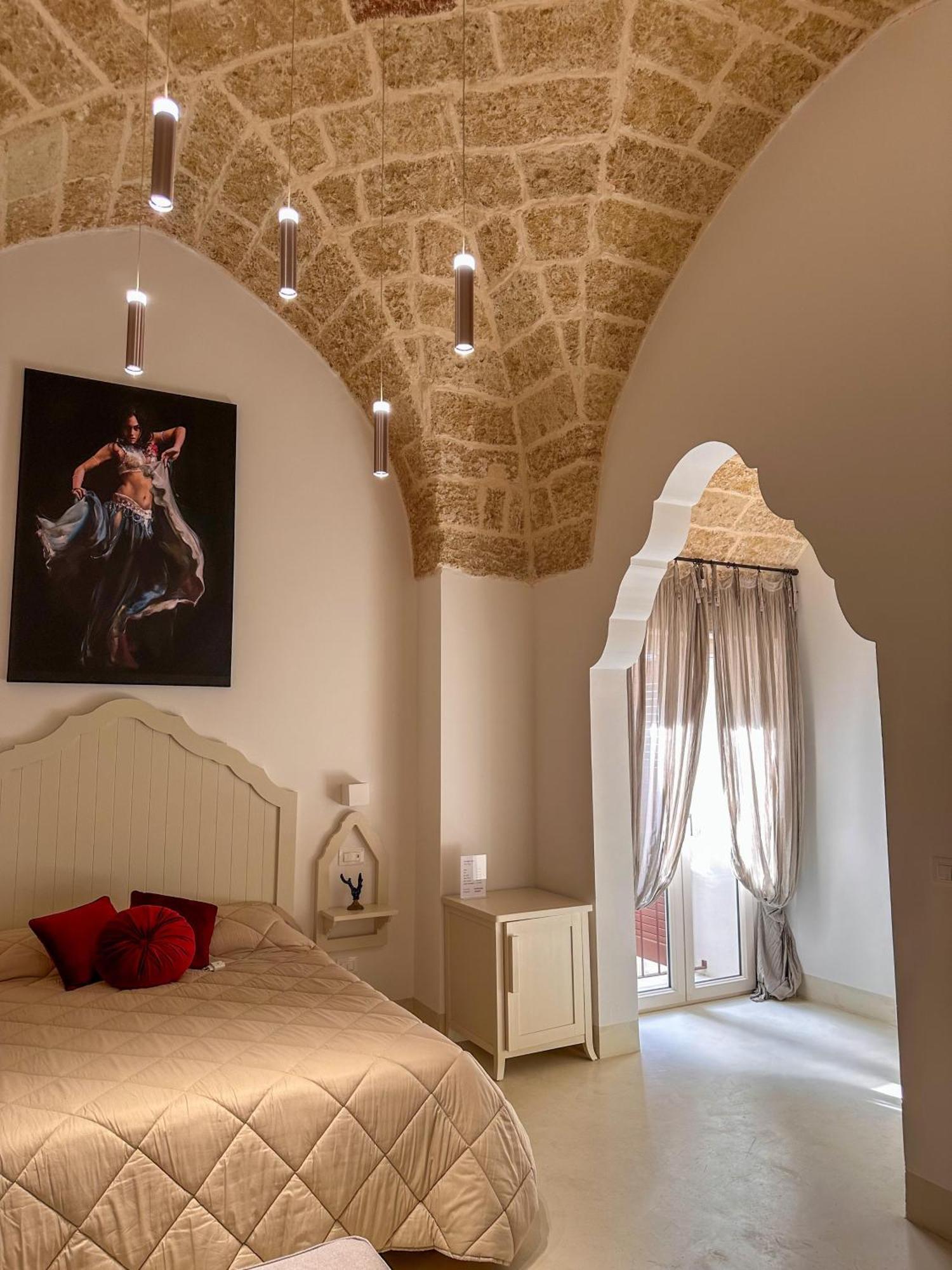 Palazzo Alma Luxury Rooms คาซาราโน ภายนอก รูปภาพ