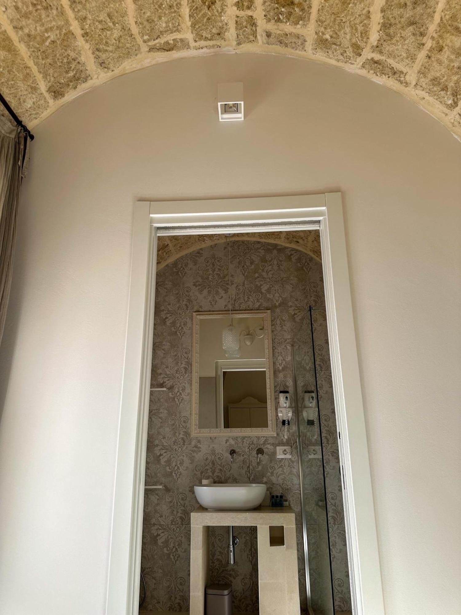 Palazzo Alma Luxury Rooms คาซาราโน ภายนอก รูปภาพ